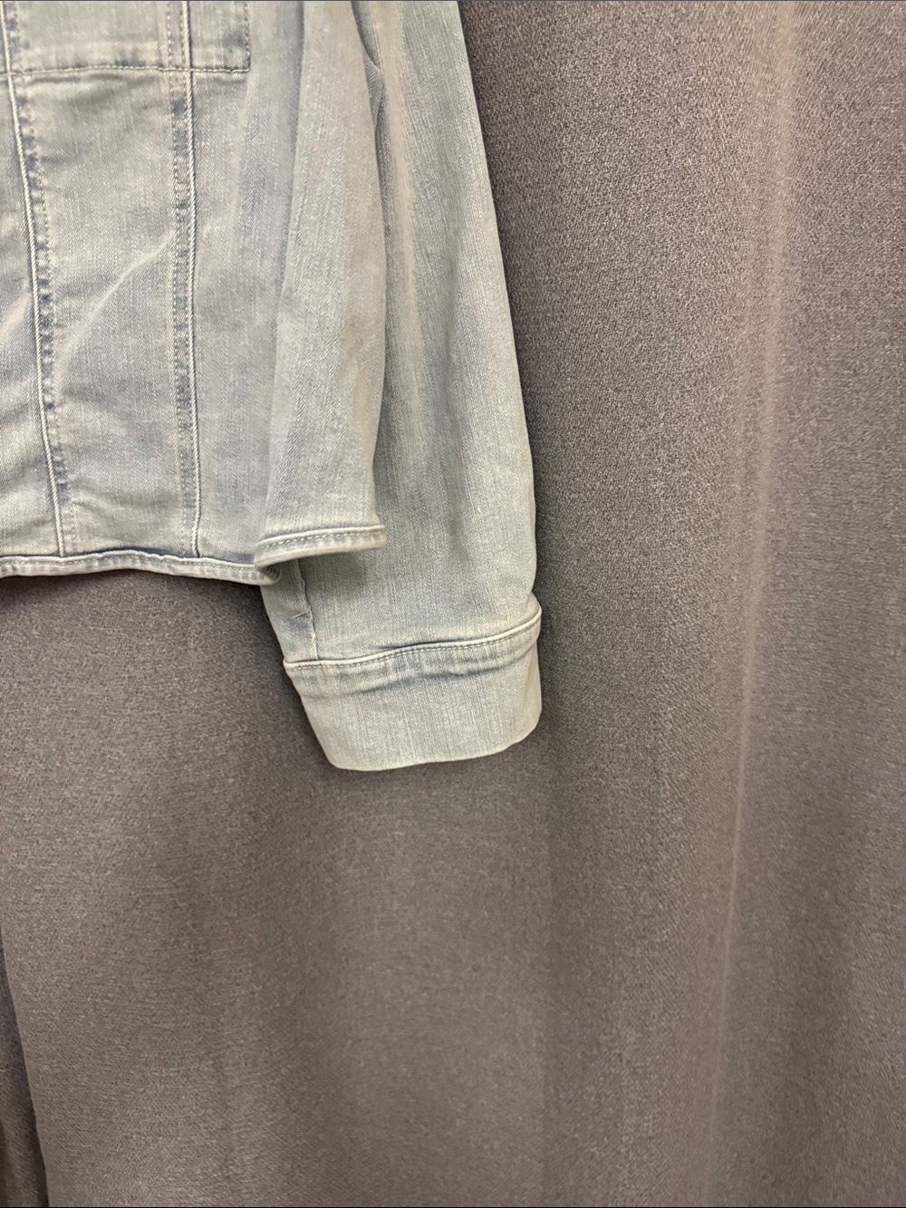Lane Bryant Light Blue Denim Jacket with White Floral Embroidery - Picture 8 of 15